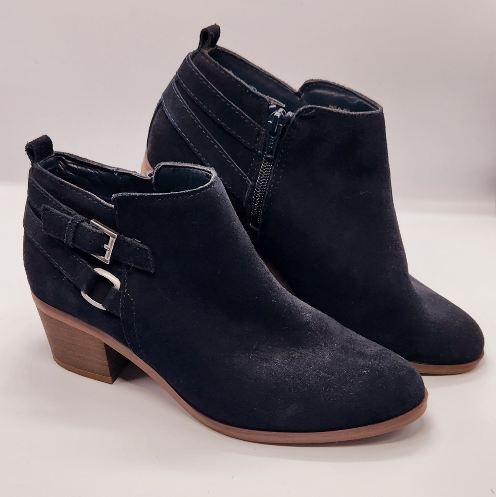 Sonoma Sonya Navy Booties 8.5